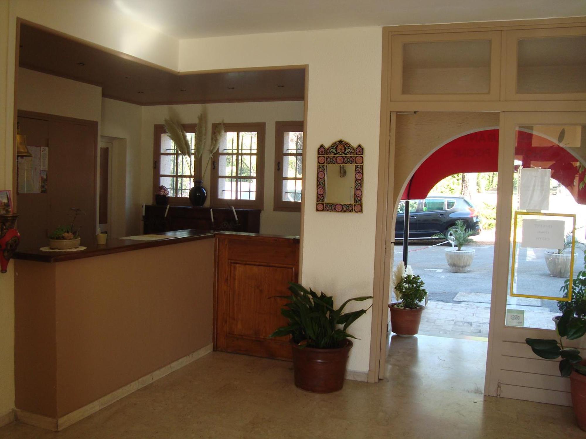 Hotel De La Poste Peymeinade Ngoại thất bức ảnh
