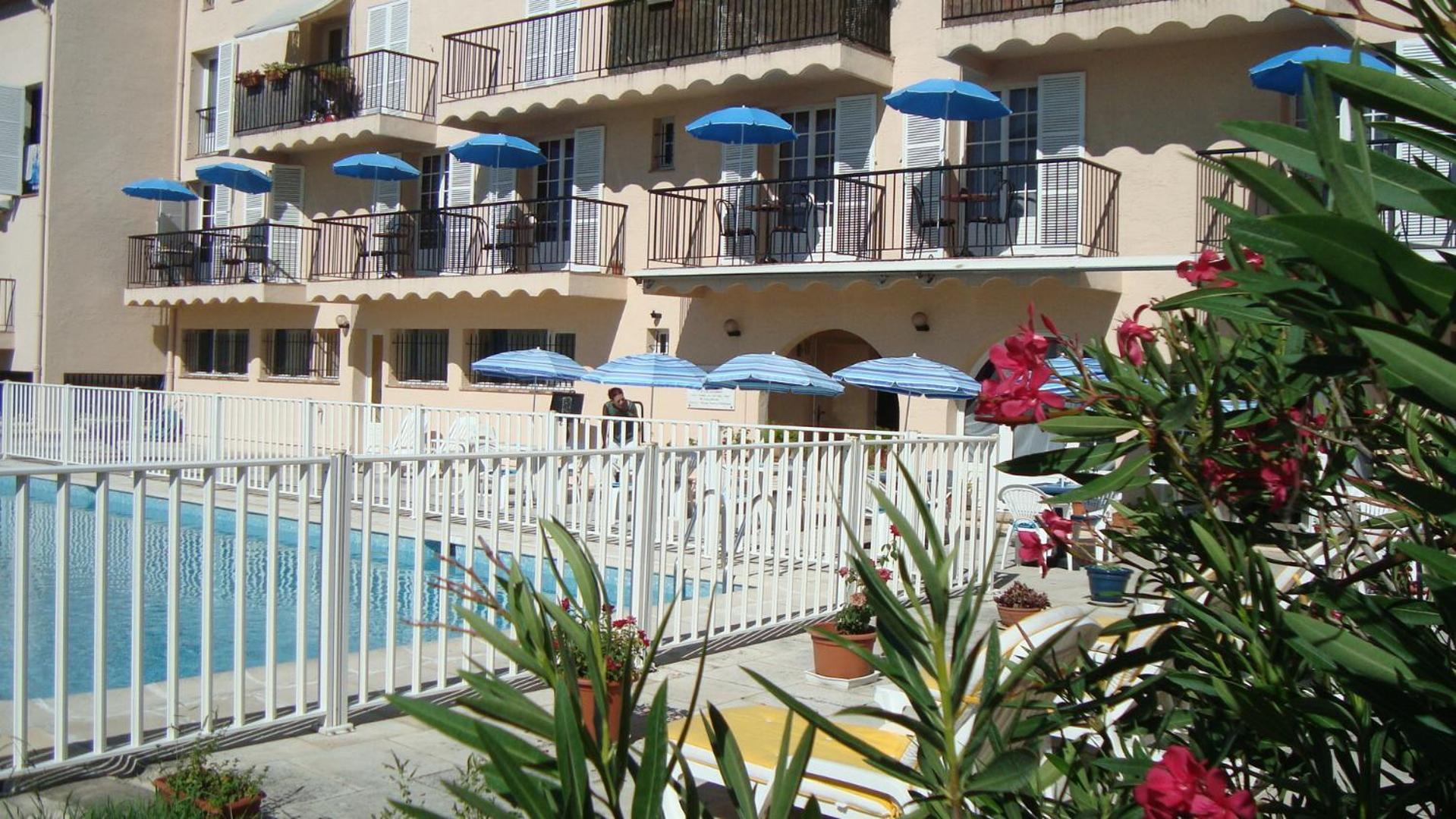 Hotel De La Poste Peymeinade Ngoại thất bức ảnh