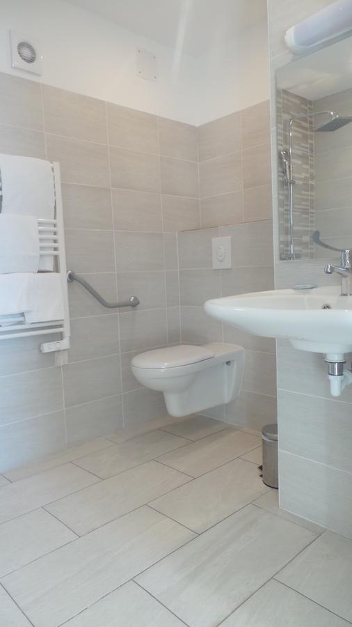 Hotel De La Poste Peymeinade Ngoại thất bức ảnh
