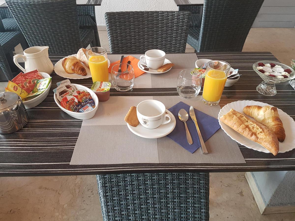 Hotel De La Poste Peymeinade Ngoại thất bức ảnh