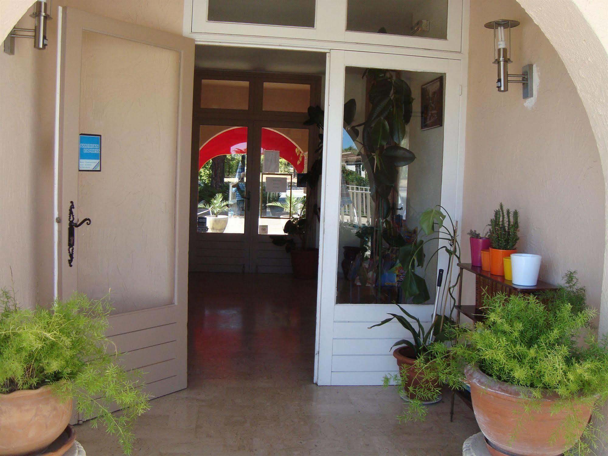 Hotel De La Poste Peymeinade Ngoại thất bức ảnh